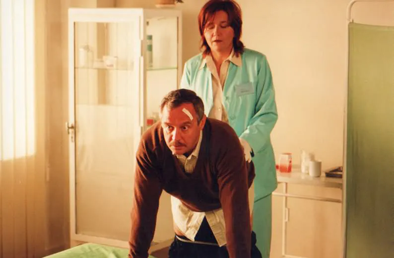 Per pedes po per rectum – czyli „Piechotą do lata będę sz…”